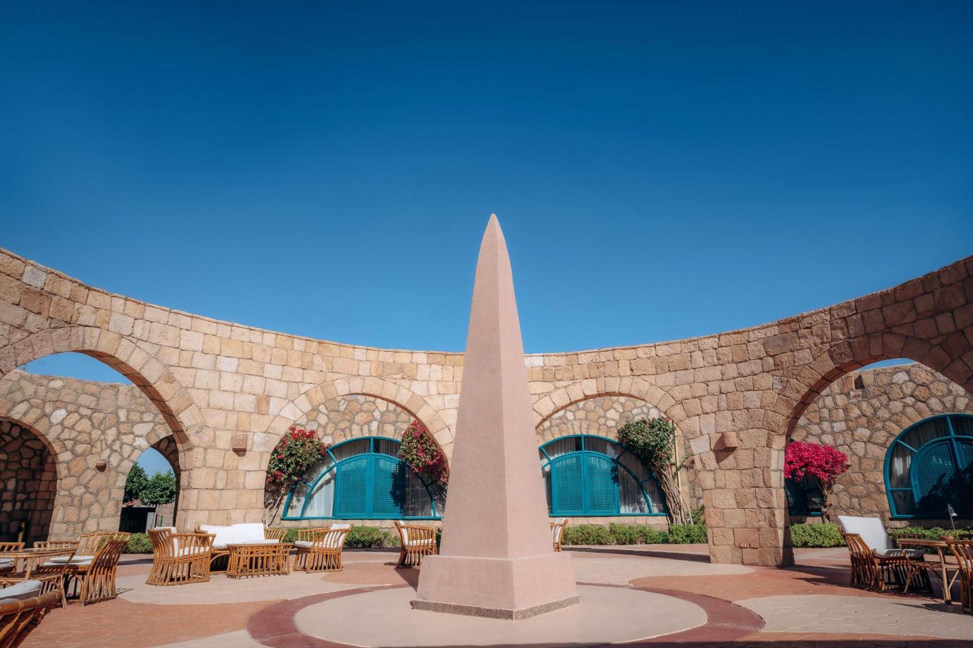 Seti Abu Simbel Lake Resort ภายนอก รูปภาพ