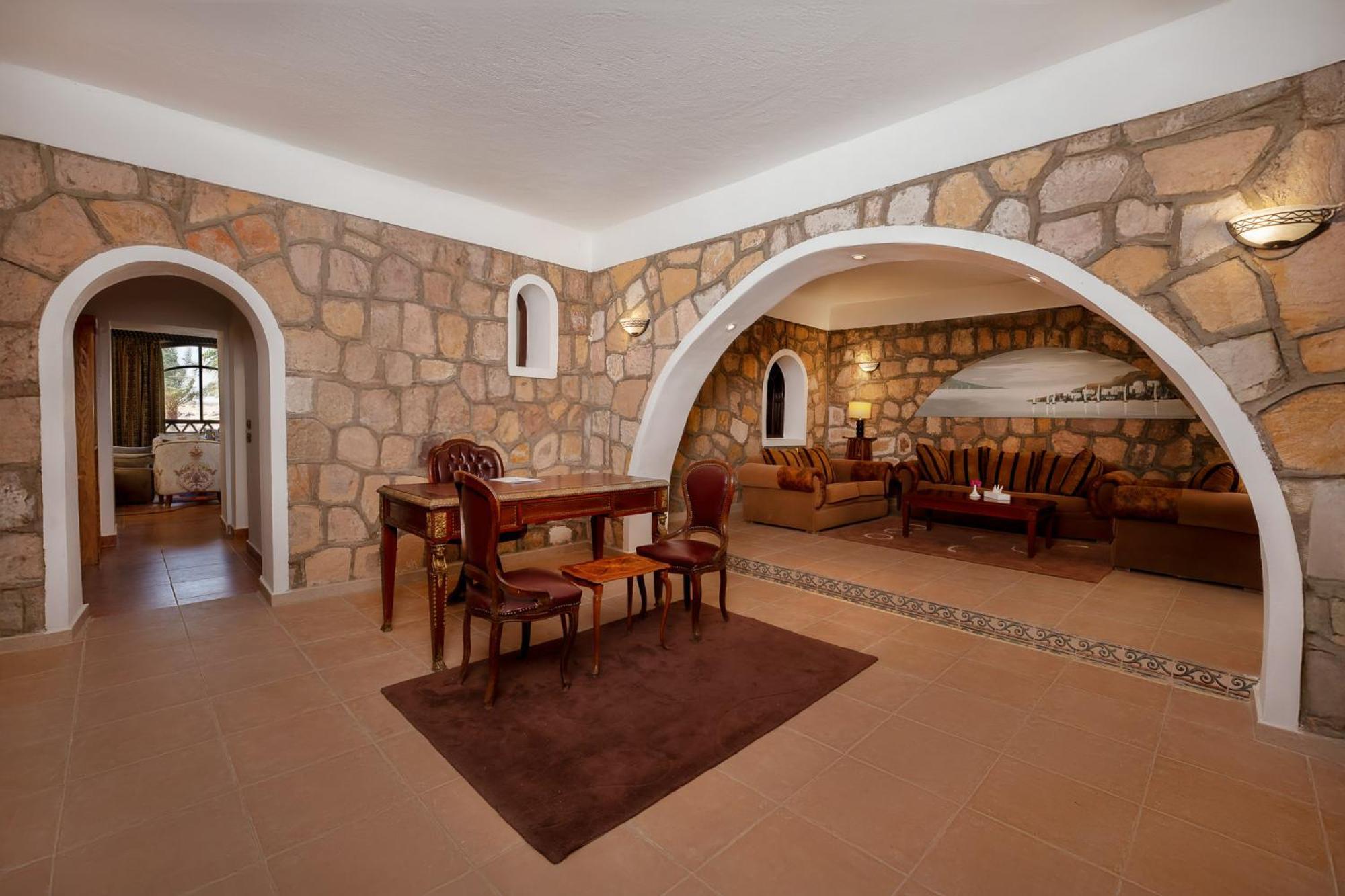 Seti Abu Simbel Lake Resort ภายนอก รูปภาพ