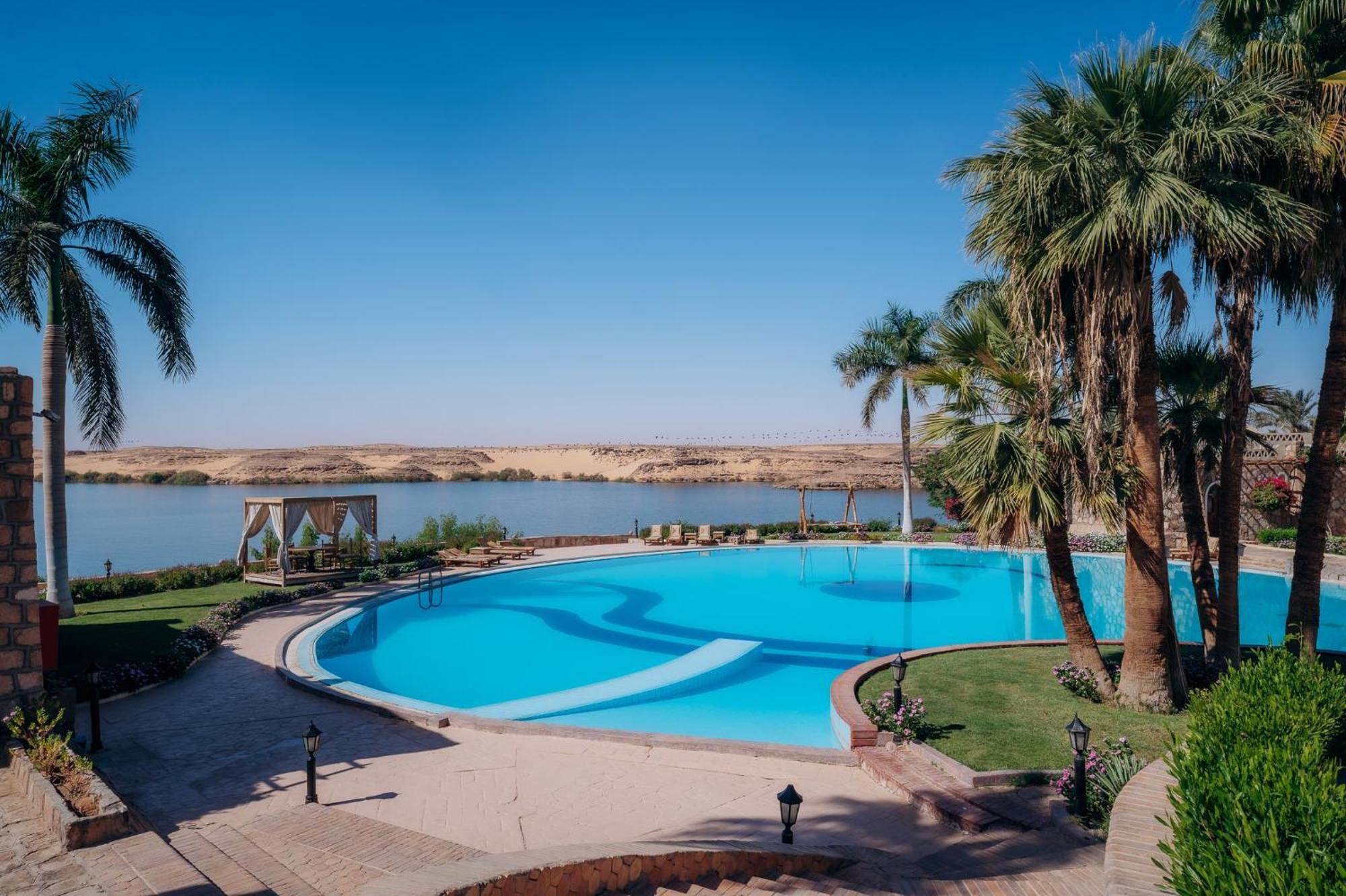 Seti Abu Simbel Lake Resort ภายนอก รูปภาพ