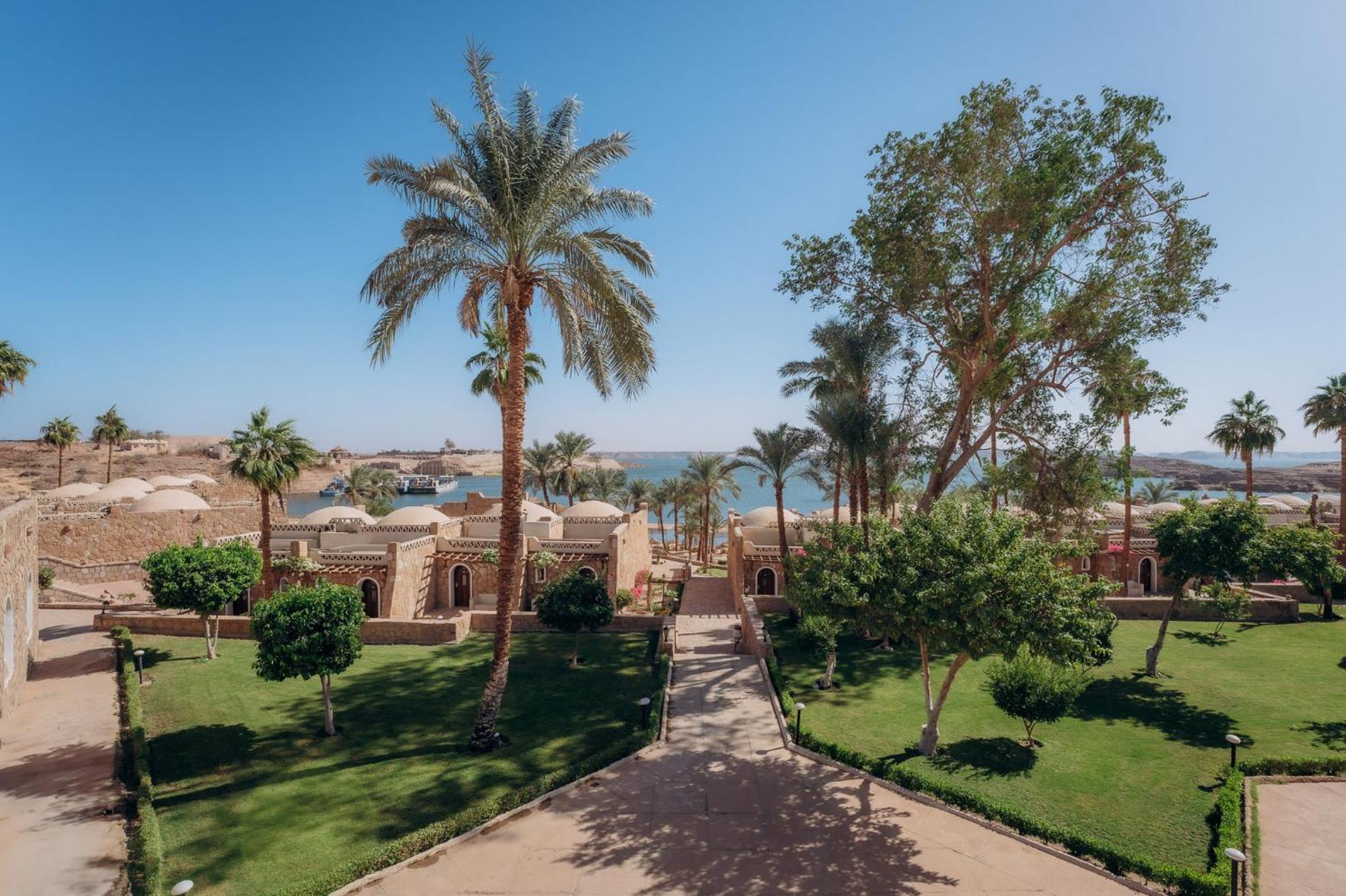 Seti Abu Simbel Lake Resort ภายนอก รูปภาพ