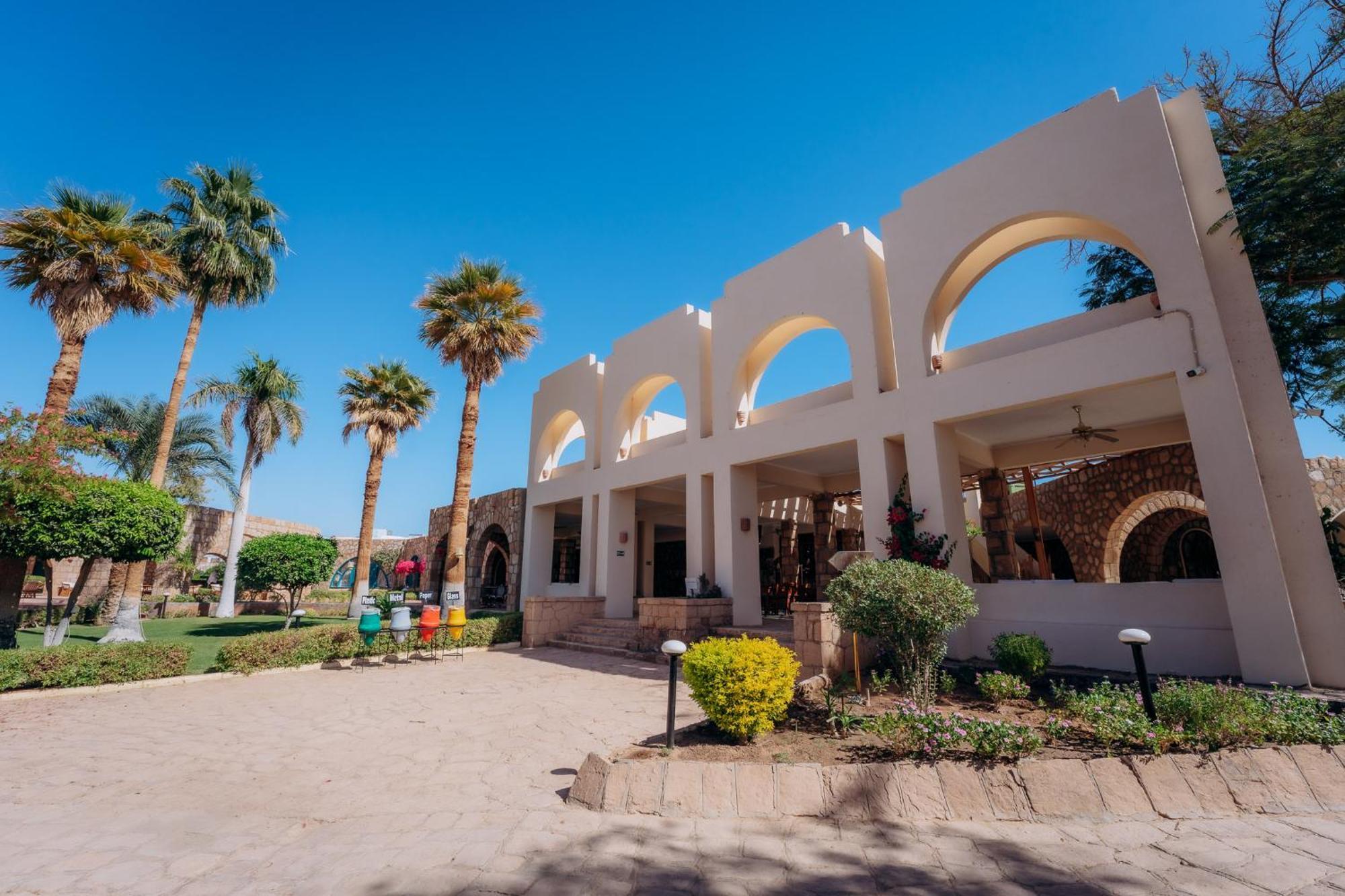 Seti Abu Simbel Lake Resort ภายนอก รูปภาพ