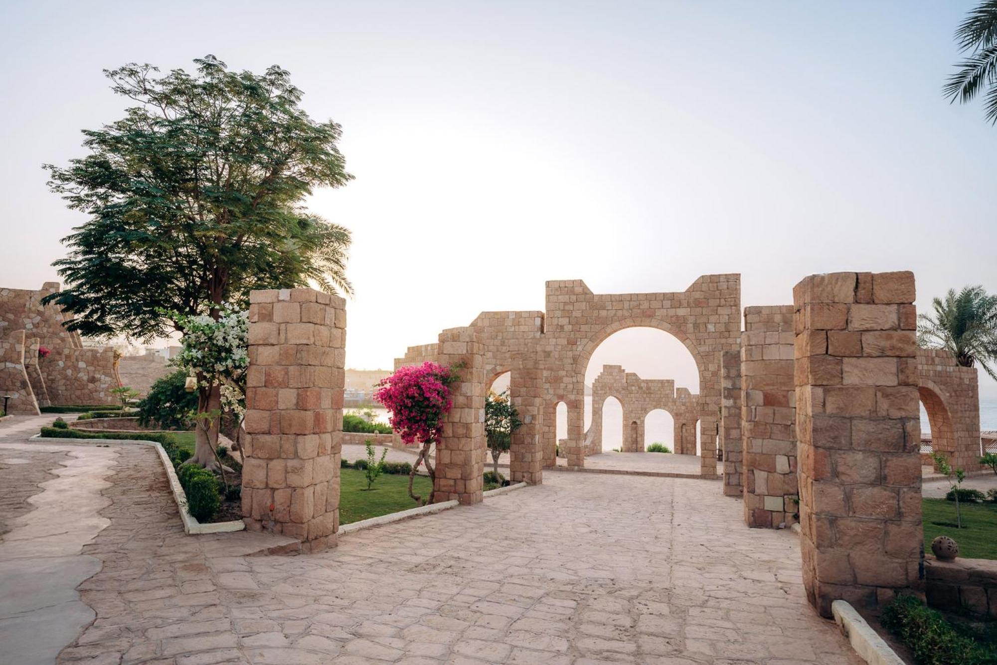 Seti Abu Simbel Lake Resort ภายนอก รูปภาพ
