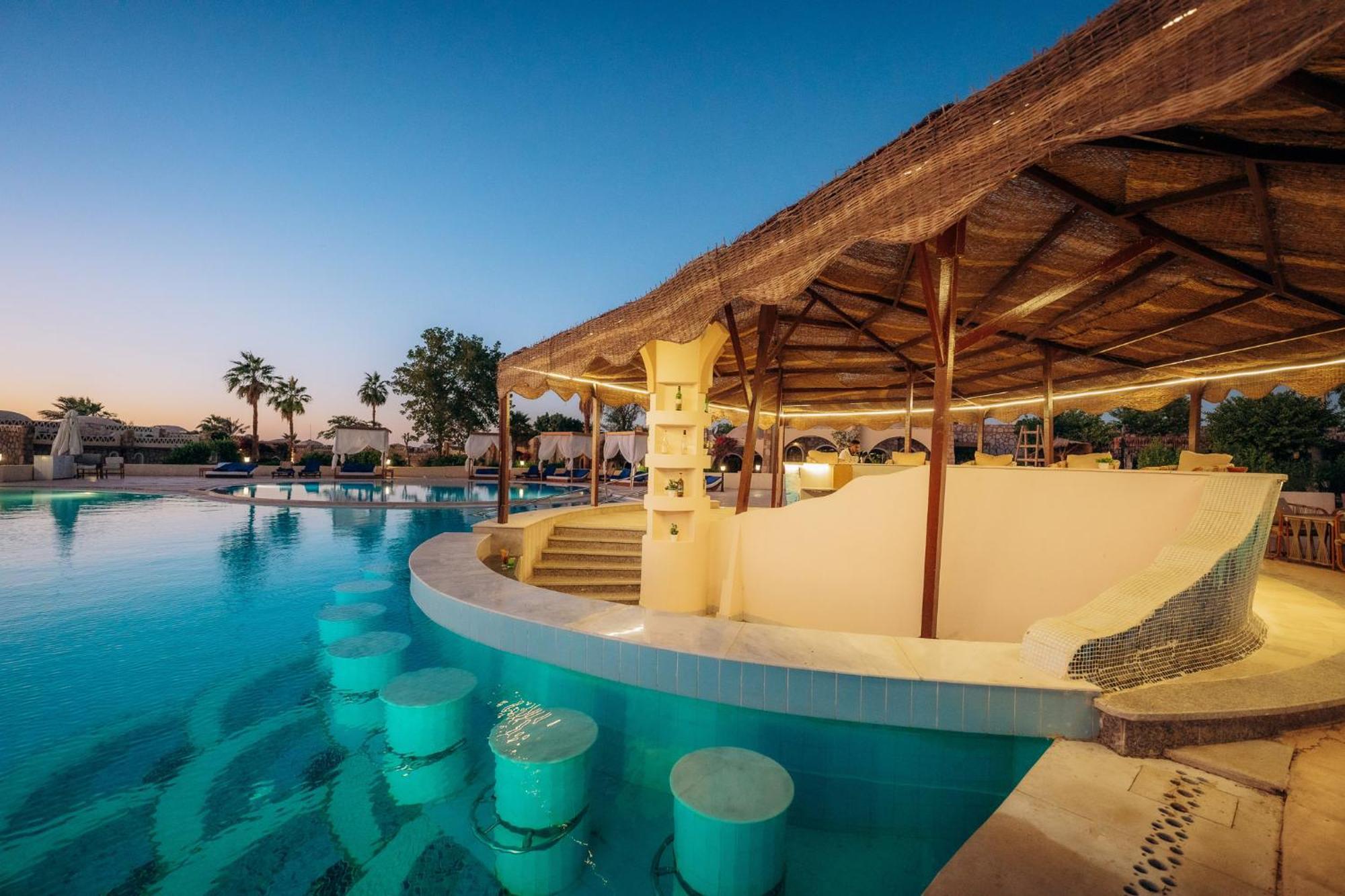 Seti Abu Simbel Lake Resort ภายนอก รูปภาพ