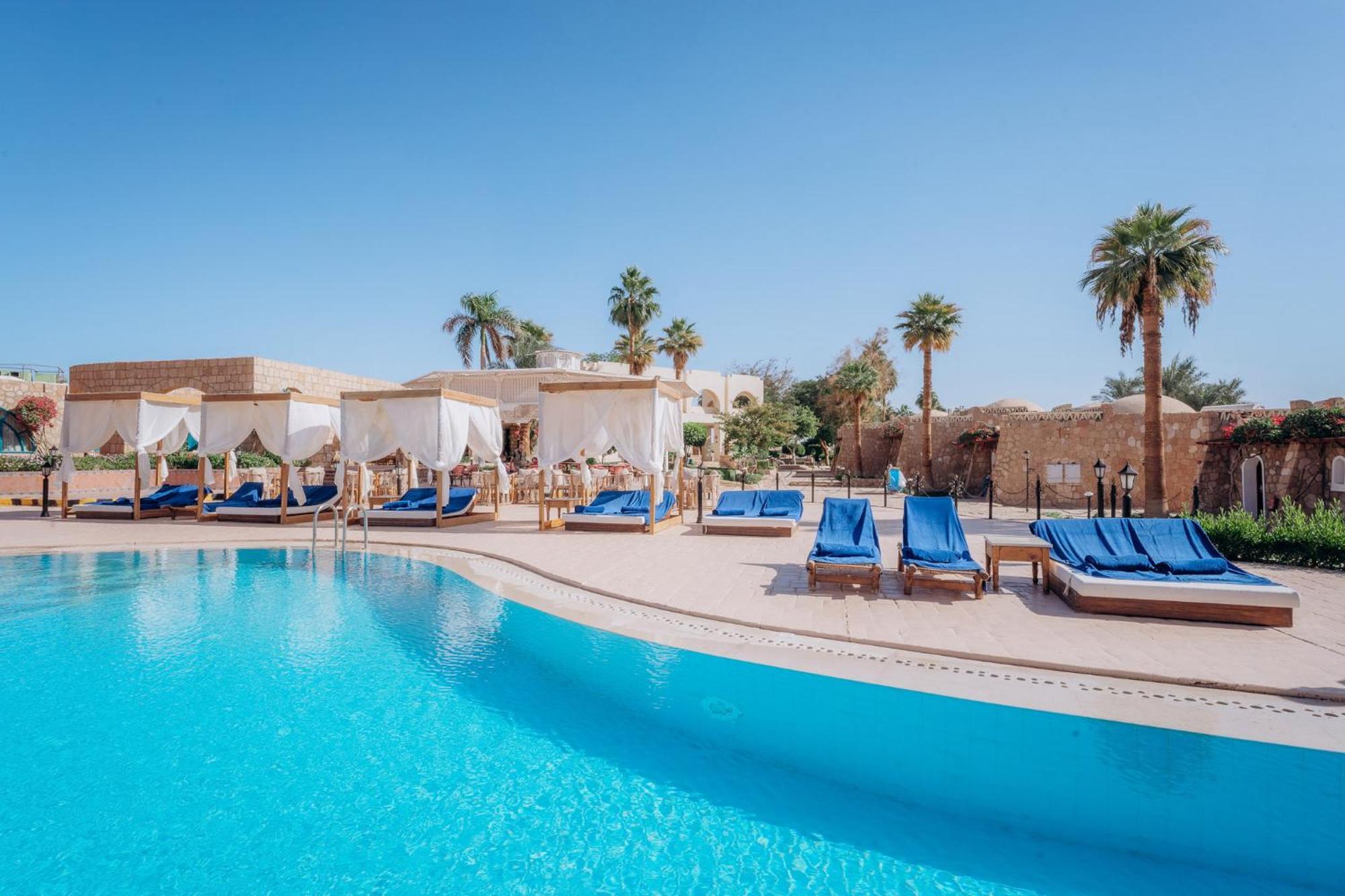 Seti Abu Simbel Lake Resort ภายนอก รูปภาพ