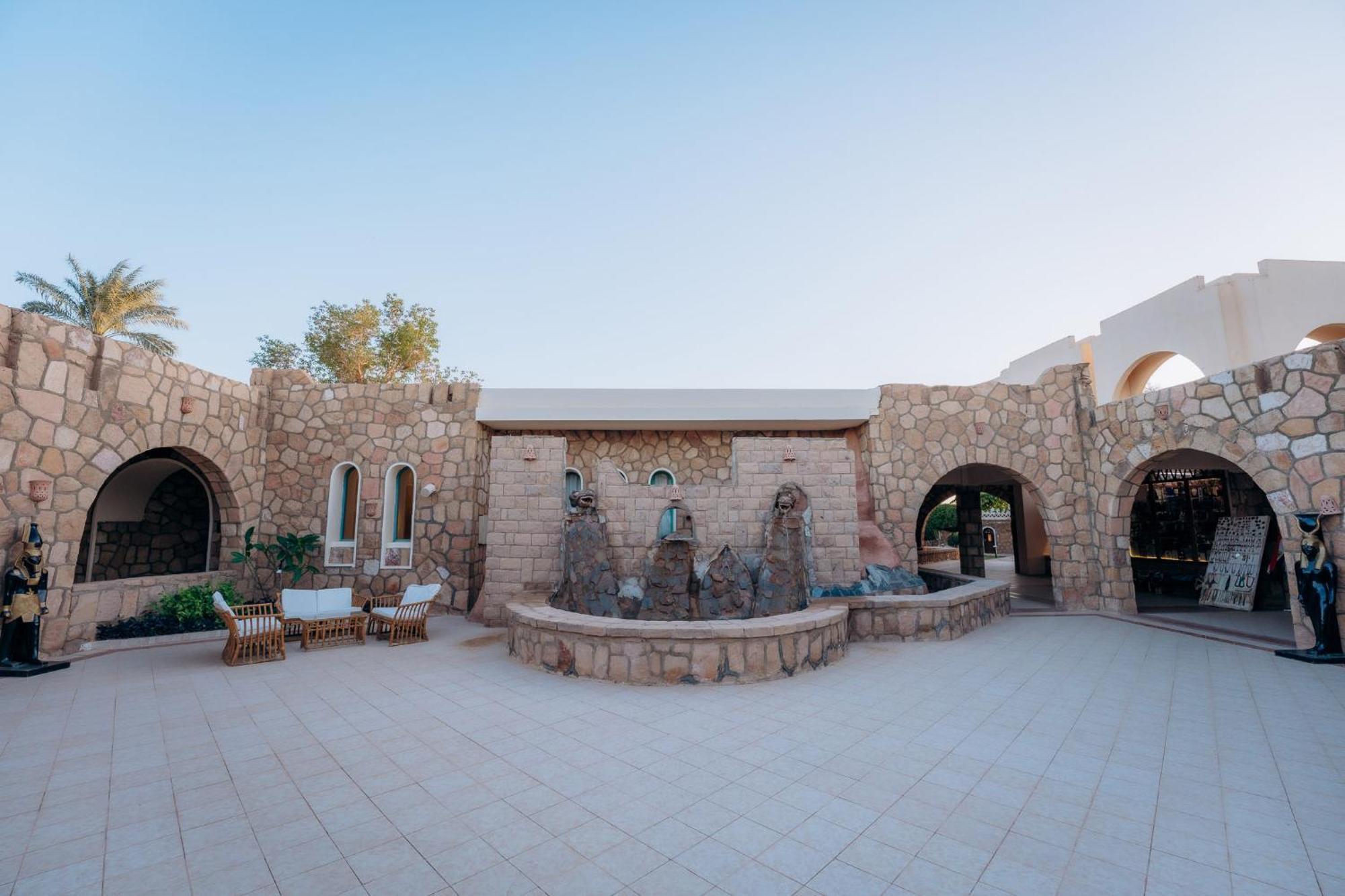 Seti Abu Simbel Lake Resort ภายนอก รูปภาพ